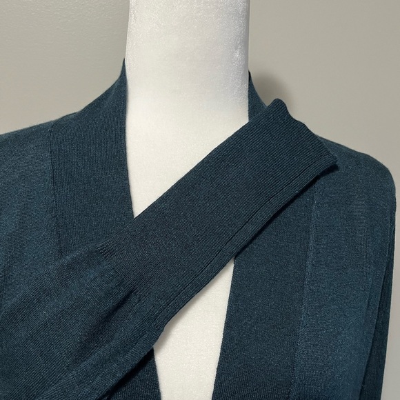 Zara Long Sleeve Cross Over Knit Sweater - Picture 8 of 12